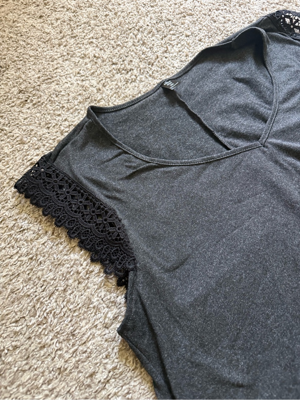 Shein Top - Picture 3 of 4
